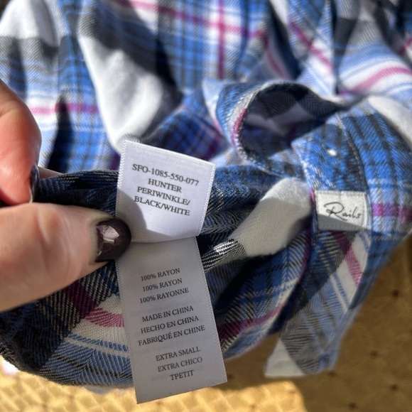 Rails Revolve Women’s XS Button Down Hunter Plaid Flannel Ivory Bluebell - Picture 7 of 10